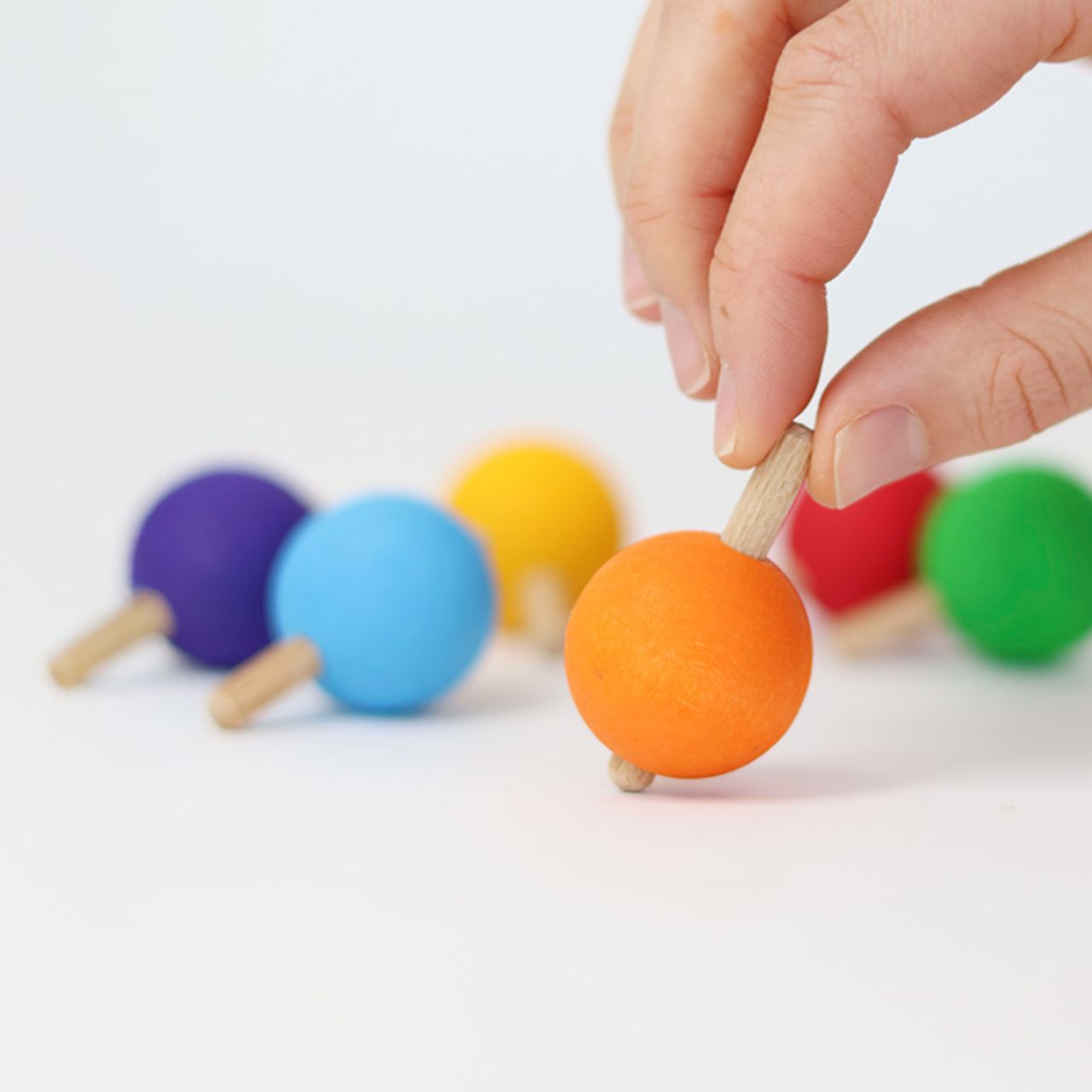 GRIMMS Regenbogenkreisel - Holzspielzeug Profi