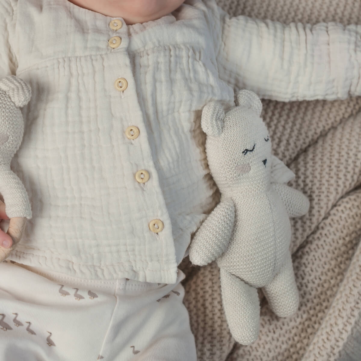 Baby Bello Kuscheltier Bobby the Polar Bear