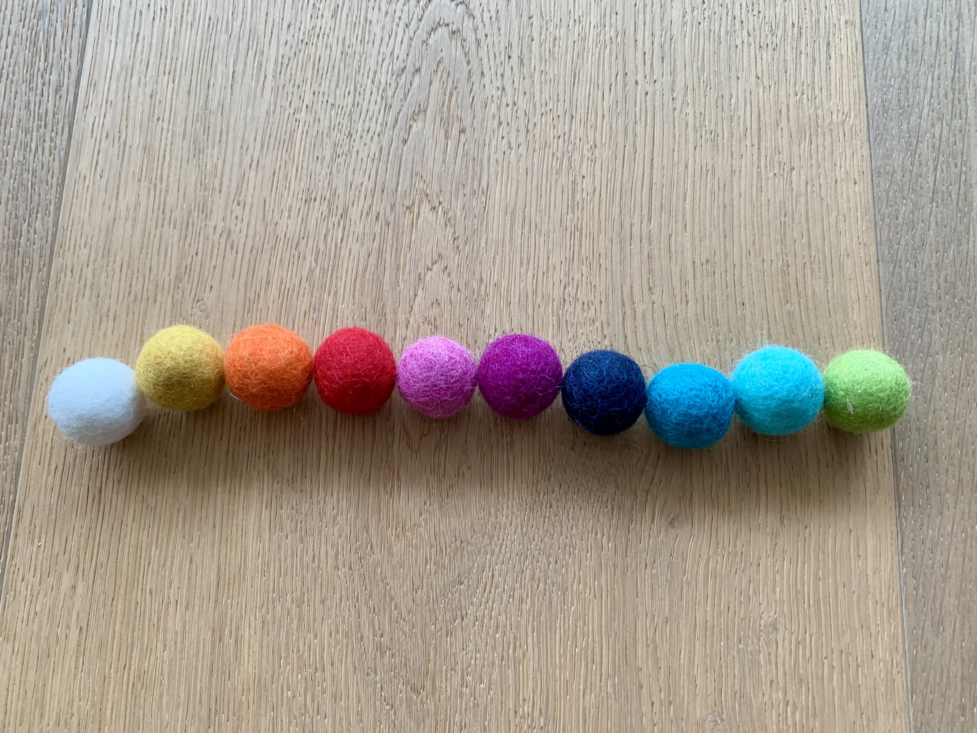ROMANSWERK Filzkugeln (10er Set)