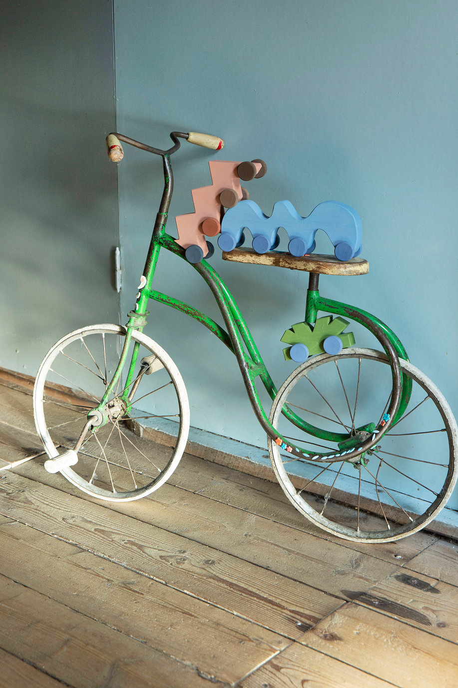 TOYTO Zigzag Vehicle