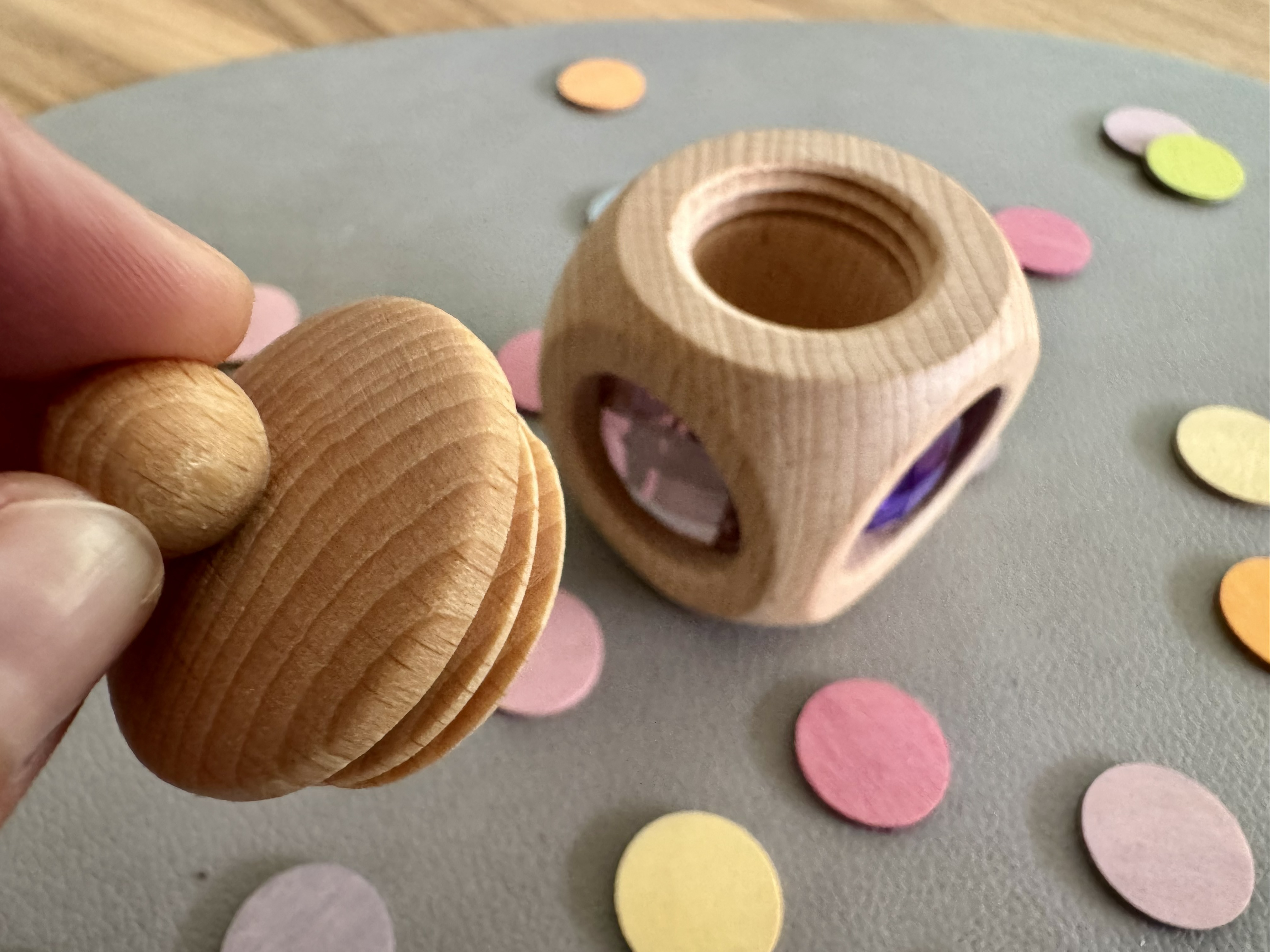 BAUSPIEL Zahndose Funkelwürfel pastell