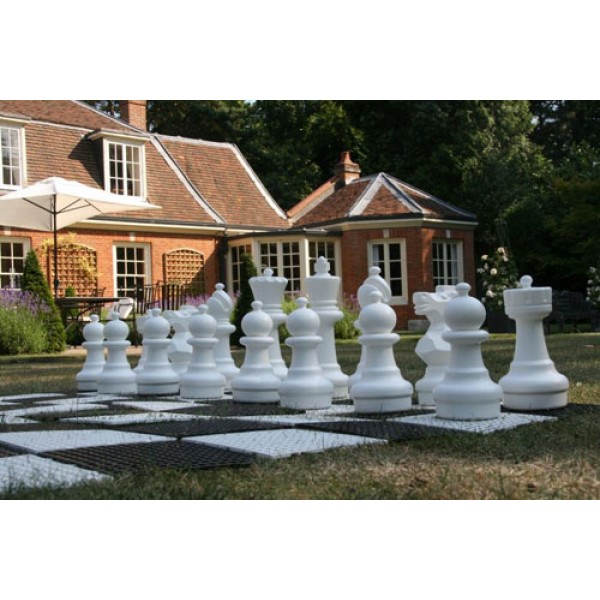 Übergames Garten Schachfiguren