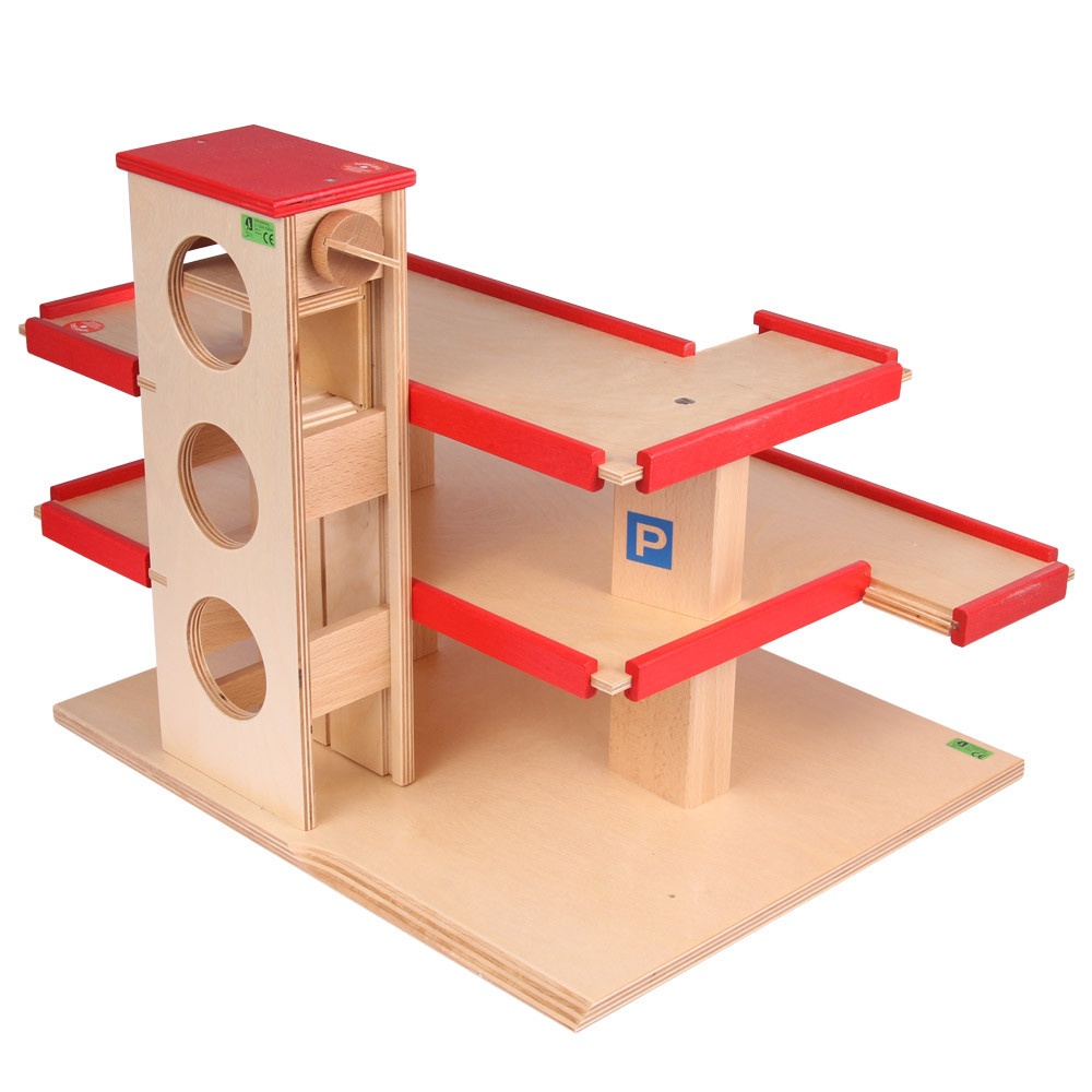 Beck Parkhaus mit Aufzug
