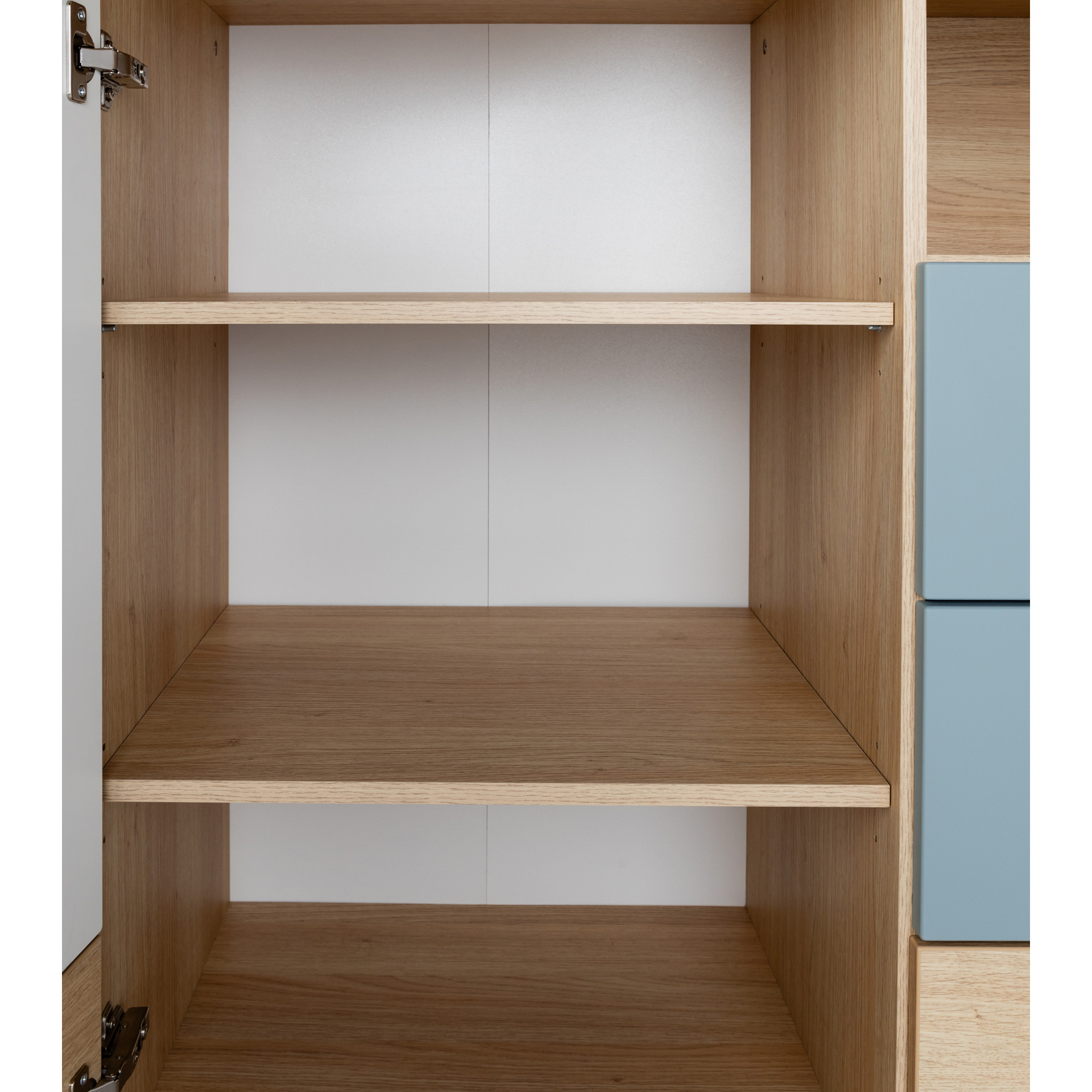 Arthur Berndt Babyzimmer ROOFY Wickelkommode in Salbei und Nagano Oak NB