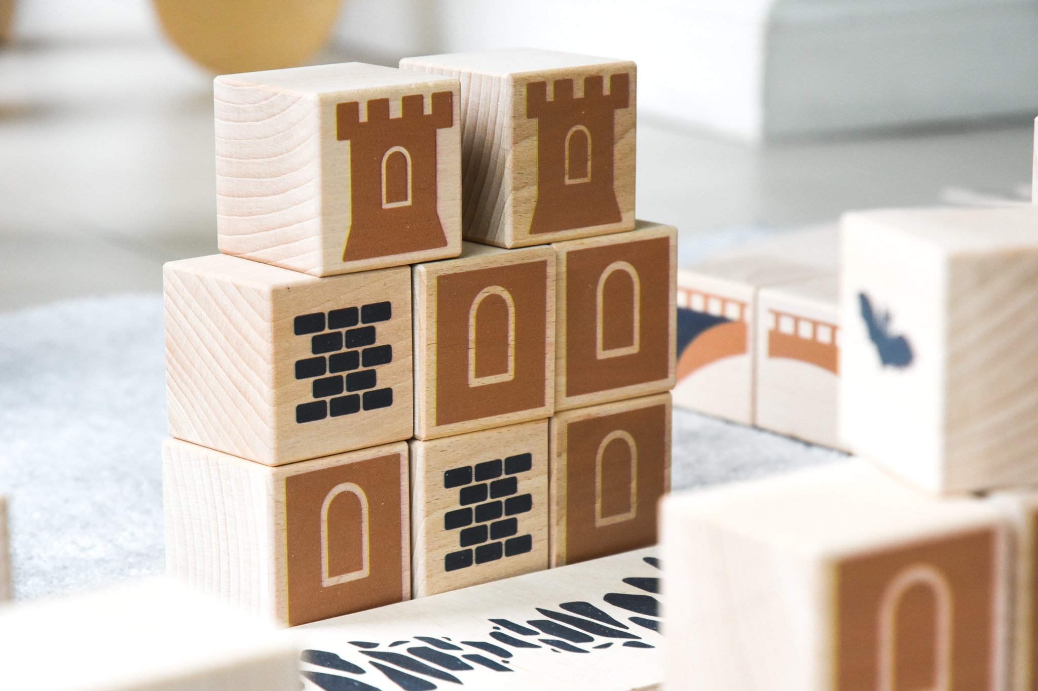 JUST BLOCKS - Castle MEDIUM (136 St.)