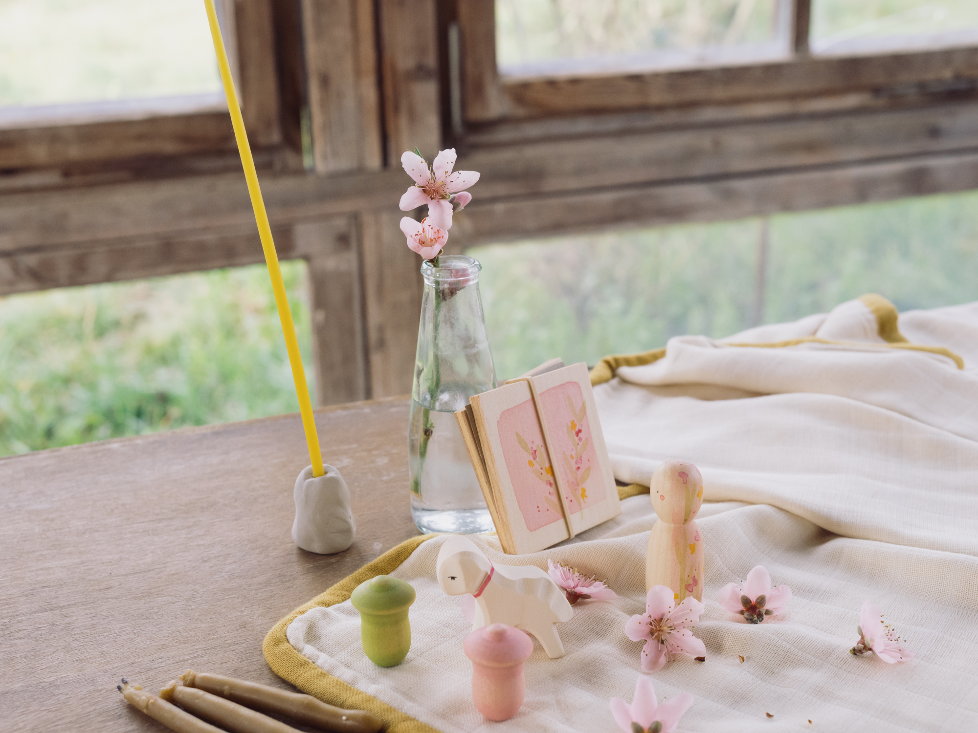 Grapat x Ostheimer Hello Spring! Limited Edition Seasons Box - Holzspielzeug Profi