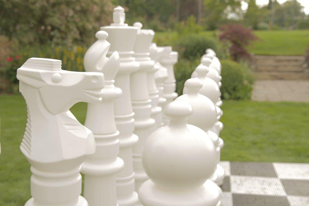 Übergames Riesen Schachfiguren, 120cm