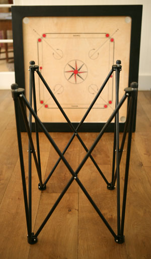 Übergames Ständer für Carrom Board