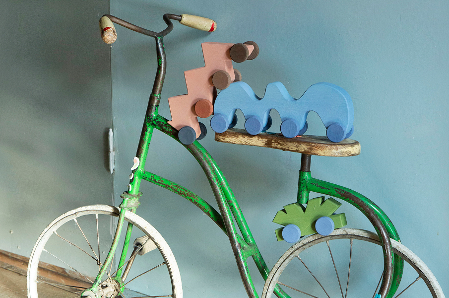 TOYTO Zigzag Vehicle