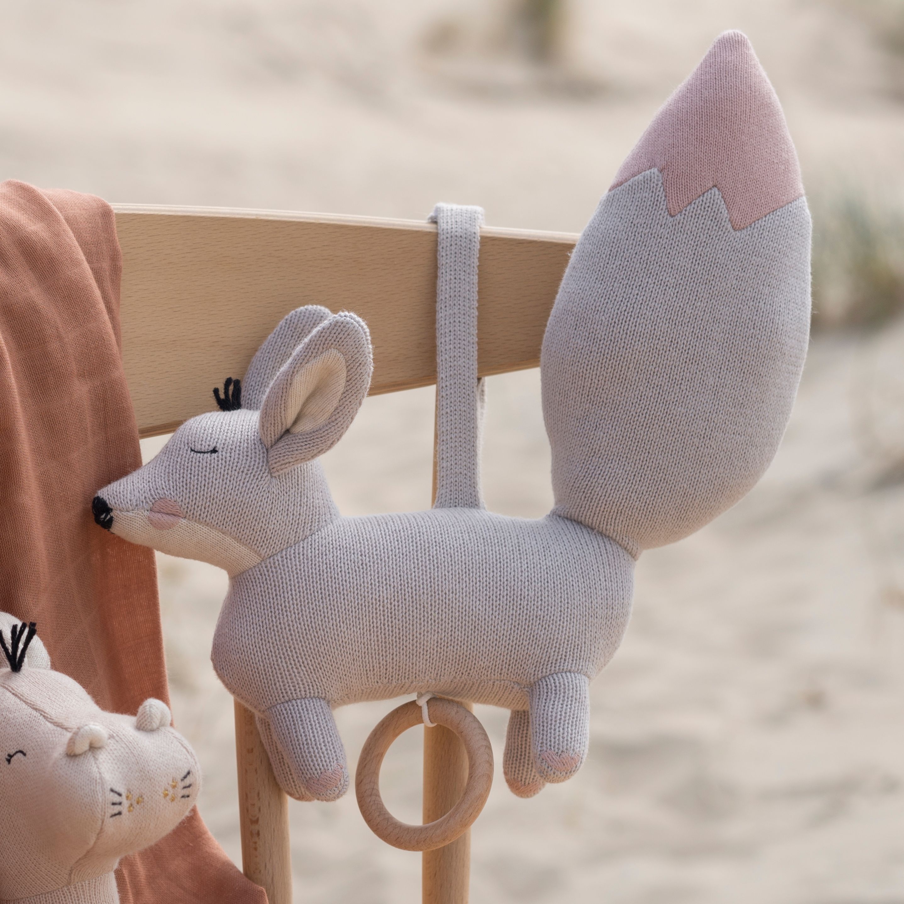 Baby Bello Spieluhr Finny the Fennex Fox Sandy Pink