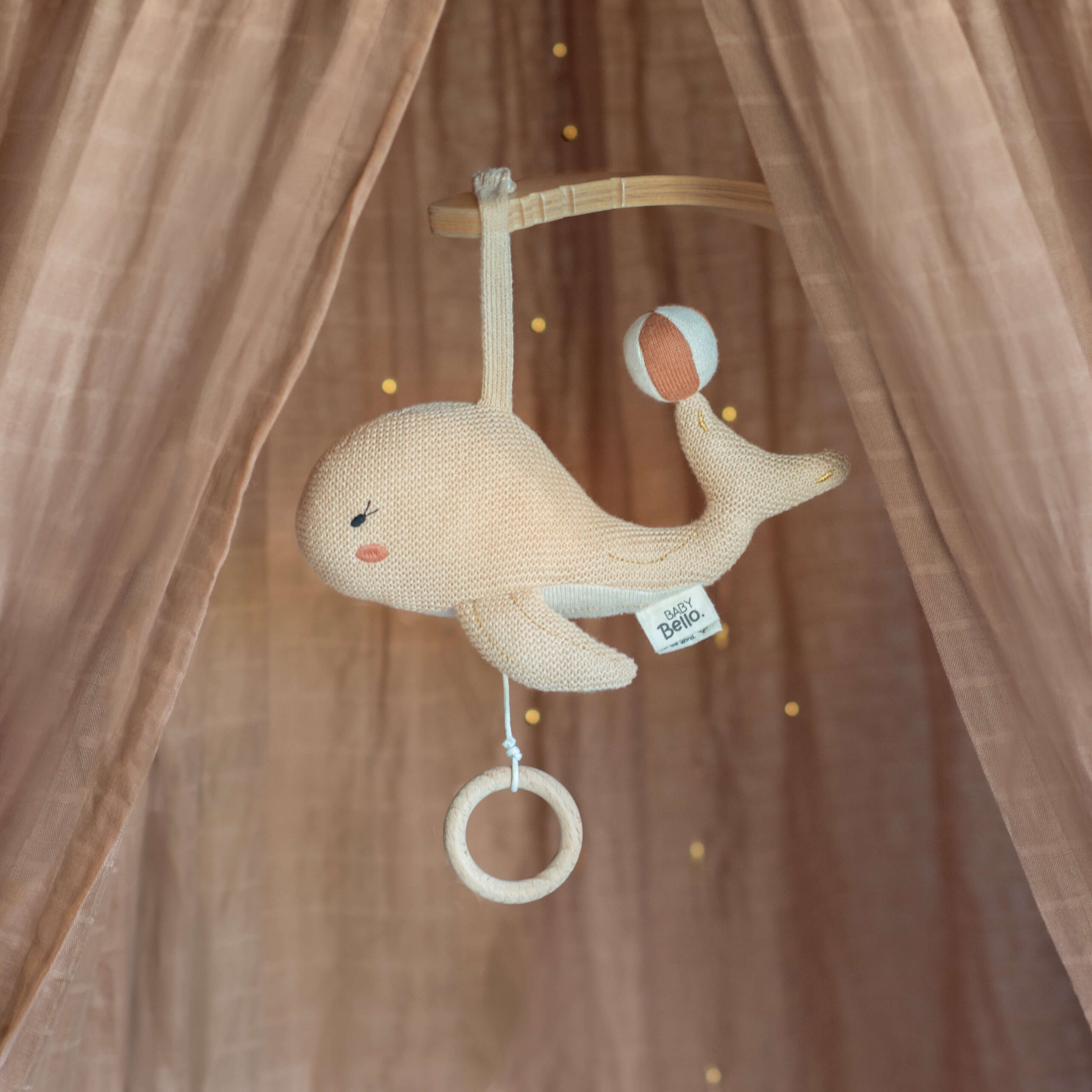 Baby Bello Musik-Mobile Spieluhr Wally the Whale Sandshell